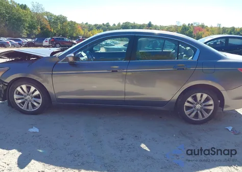 2011 Honda Accord 2.4 Ex-L из США, поврежденный, VIN 1HGCP2F82BA098853